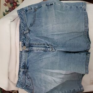St. John's Bay denim shorts sz 16W